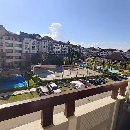 One Oasis A5 Free Pool 3Mins Walk Sm Mall Davao Stadt Exterior foto