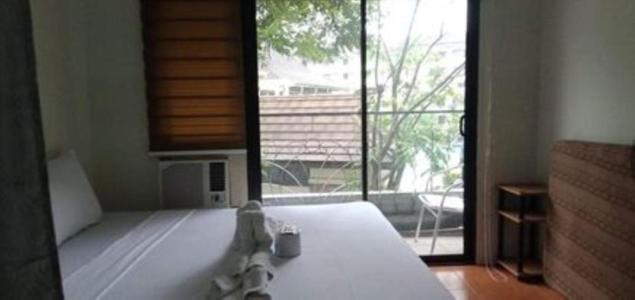 One Oasis A5 Free Pool 3Mins Walk Sm Mall Davao Stadt Exterior foto