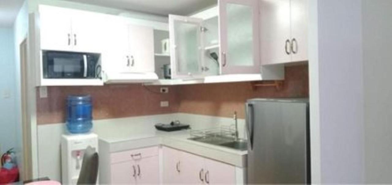 One Oasis A5 Free Pool 3Mins Walk Sm Mall Davao Stadt Exterior foto
